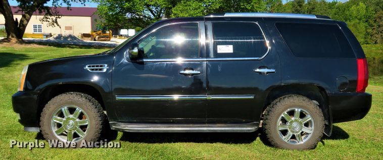 image for item DE8268 2007 Cadillac Escalade SUV