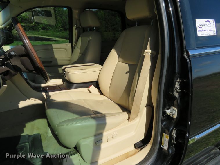 image for item DE8268 2007 Cadillac Escalade SUV