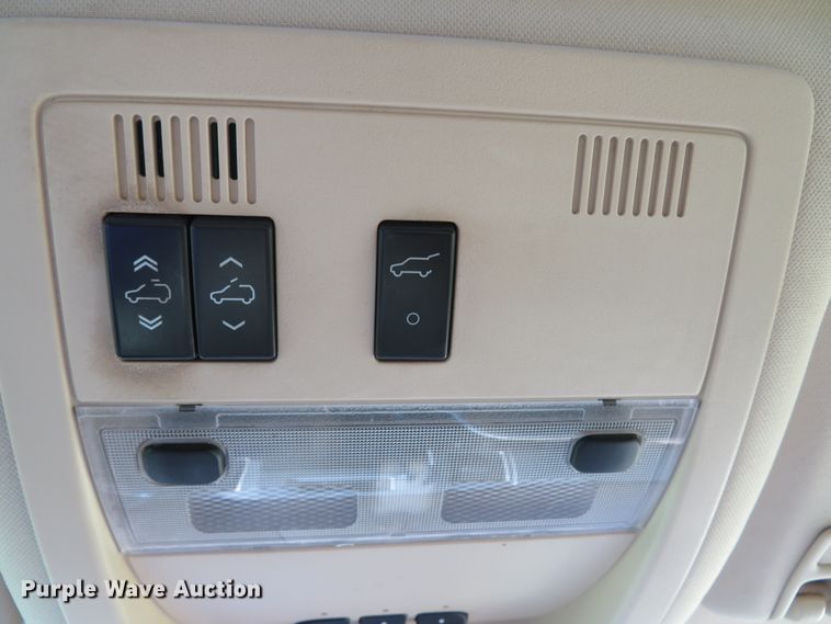 image for item DE8268 2007 Cadillac Escalade SUV