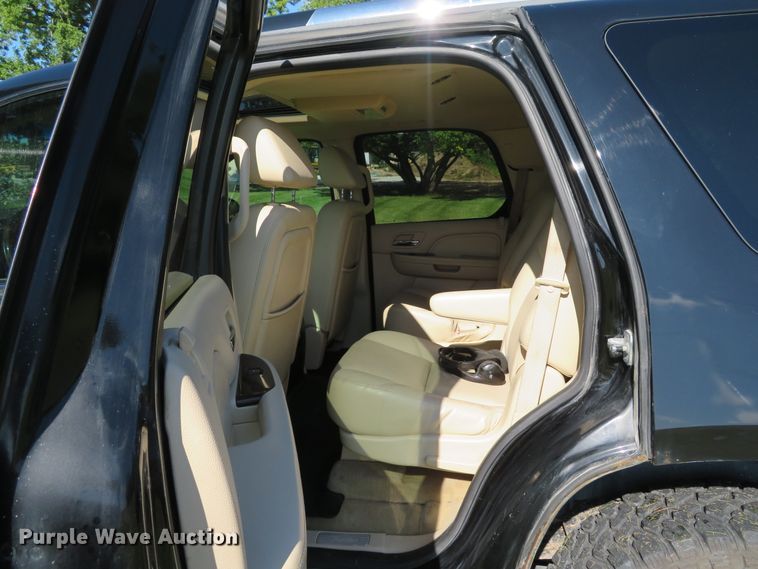 image for item DE8268 2007 Cadillac Escalade SUV