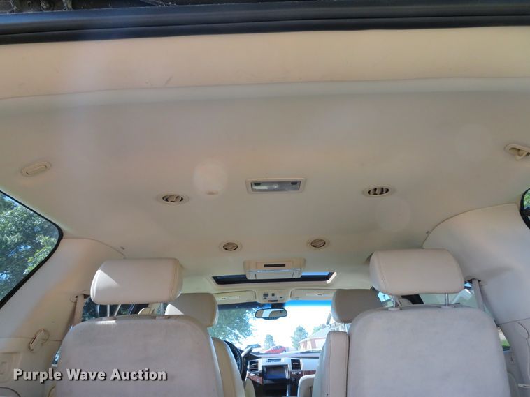 image for item DE8268 2007 Cadillac Escalade SUV