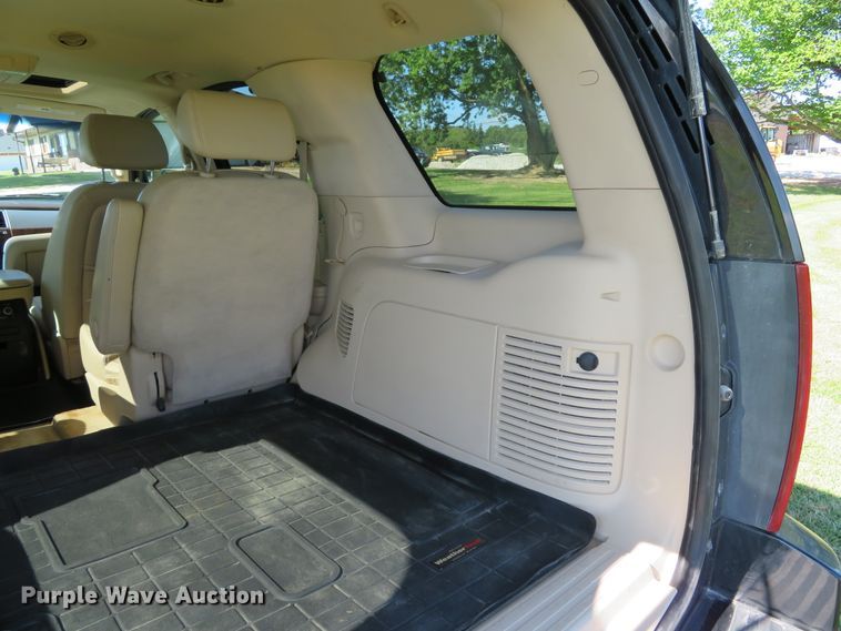 image for item DE8268 2007 Cadillac Escalade SUV