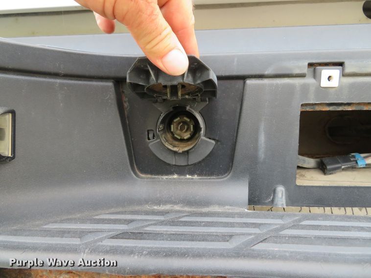 image for item DE8273 2009 Chevrolet Silverado 2500HD Crew Cab pickup truck