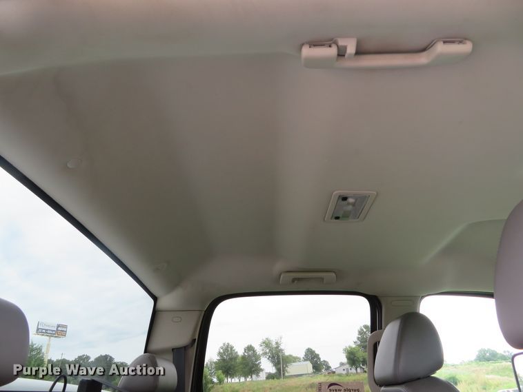 image for item DE8273 2009 Chevrolet Silverado 2500HD Crew Cab pickup truck