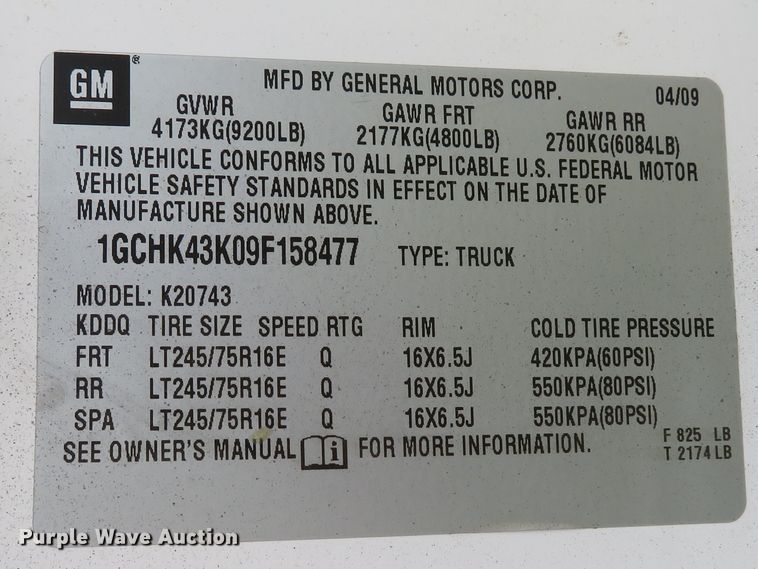 image for item DE8273 2009 Chevrolet Silverado 2500HD Crew Cab pickup truck