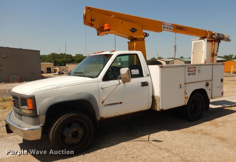 image for item DF6614 1994 GMC Sierra C3500HD bucket truck
