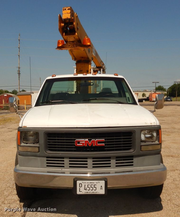 image for item DF6614 1994 GMC Sierra C3500HD bucket truck