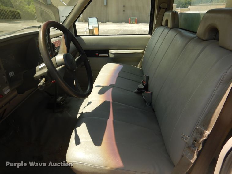 image for item DF6614 1994 GMC Sierra C3500HD bucket truck