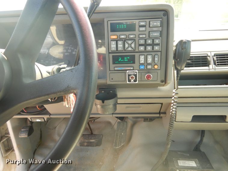 image for item DF6614 1994 GMC Sierra C3500HD bucket truck