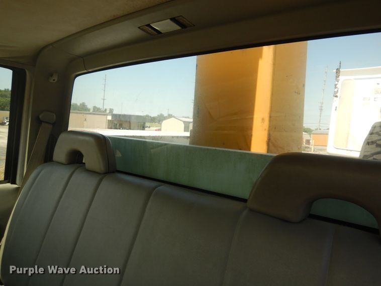 image for item DF6614 1994 GMC Sierra C3500HD bucket truck