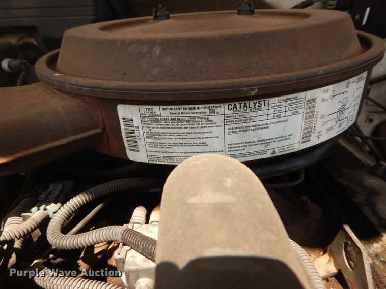 image for item DF6614 1994 GMC Sierra C3500HD bucket truck