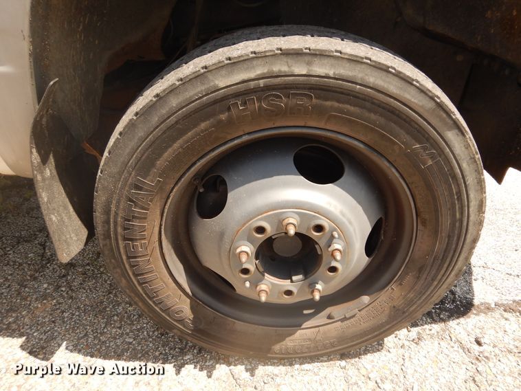 image for item DF6614 1994 GMC Sierra C3500HD bucket truck