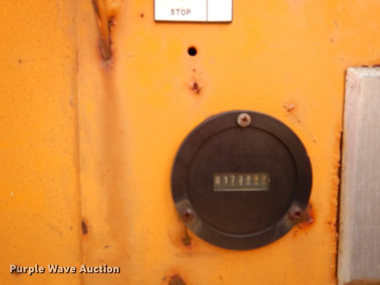 image for item DF6614 1994 GMC Sierra C3500HD bucket truck