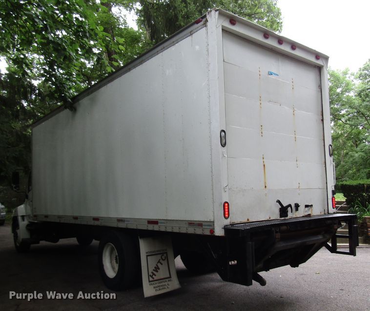 image for item DG1381 2012 Hino 268 box truck