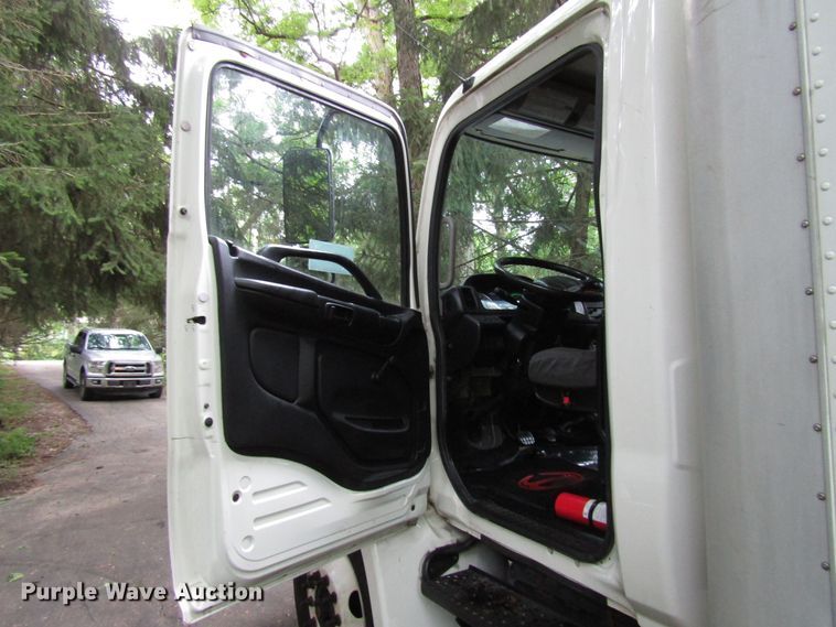 image for item DG1381 2012 Hino 268 box truck