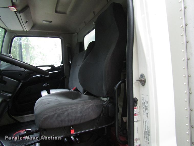 image for item DG1381 2012 Hino 268 box truck