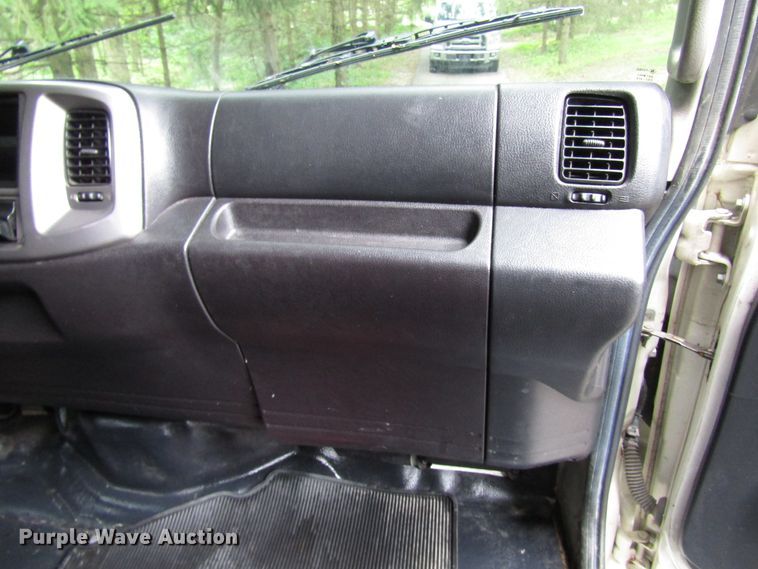 image for item DG1381 2012 Hino 268 box truck