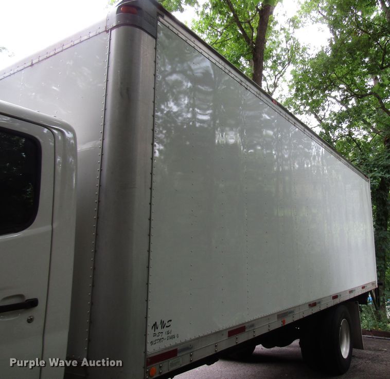 image for item DG1381 2012 Hino 268 box truck