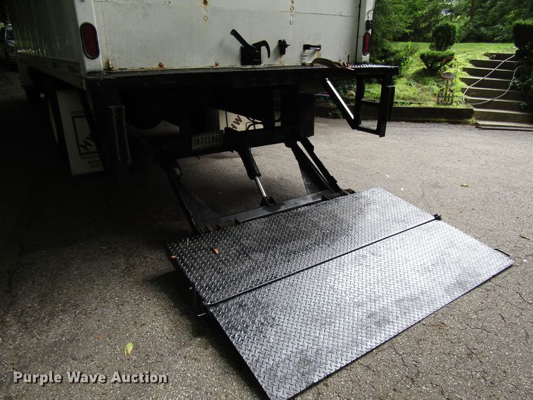 image for item DG1381 2012 Hino 268 box truck