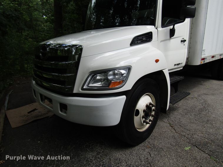 image for item DG1381 2012 Hino 268 box truck