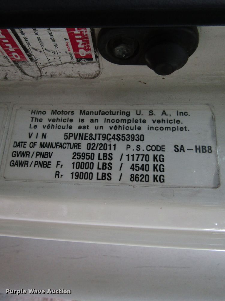 image for item DG1381 2012 Hino 268 box truck