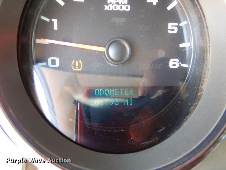 image for item DG4104 2012 Chevrolet Silverado 2500HD utility bed pickup truck