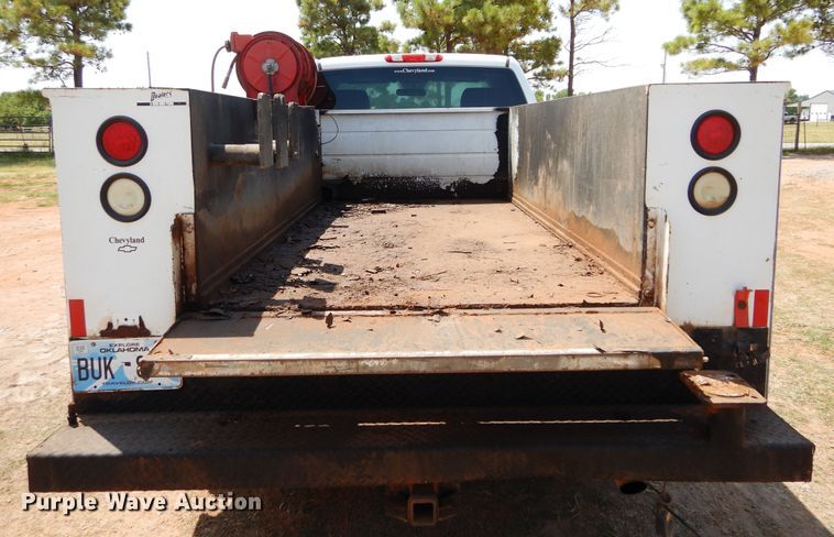 image for item DG4104 2012 Chevrolet Silverado 2500HD utility bed pickup truck