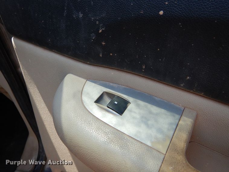 image for item DG4105 2007 Chevrolet Silverado 1500 Crew Cab pickup truck