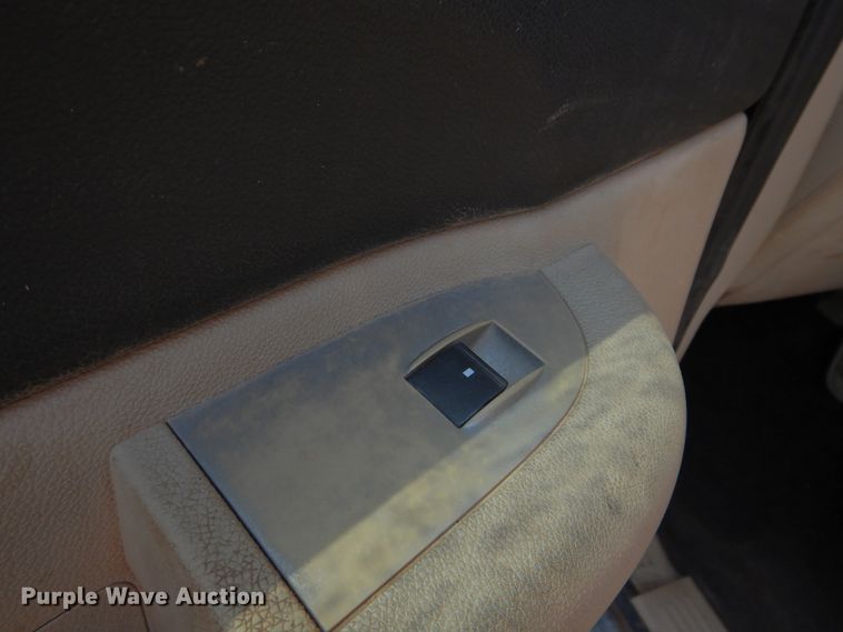 image for item DG4105 2007 Chevrolet Silverado 1500 Crew Cab pickup truck