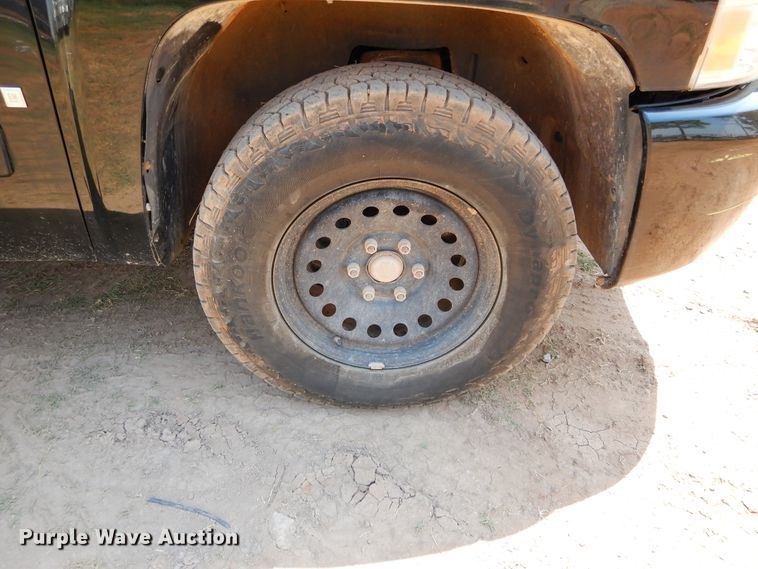 image for item DG4105 2007 Chevrolet Silverado 1500 Crew Cab pickup truck