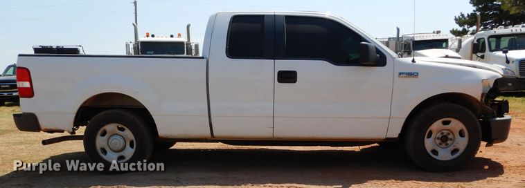 image for item DG4106 2007 Ford F150 SuperCab pickup truck