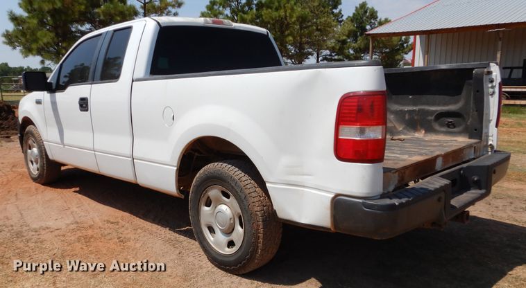 image for item DG4106 2007 Ford F150 SuperCab pickup truck