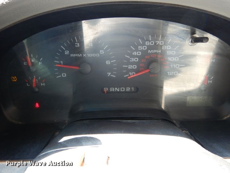 image for item DG4106 2007 Ford F150 SuperCab pickup truck