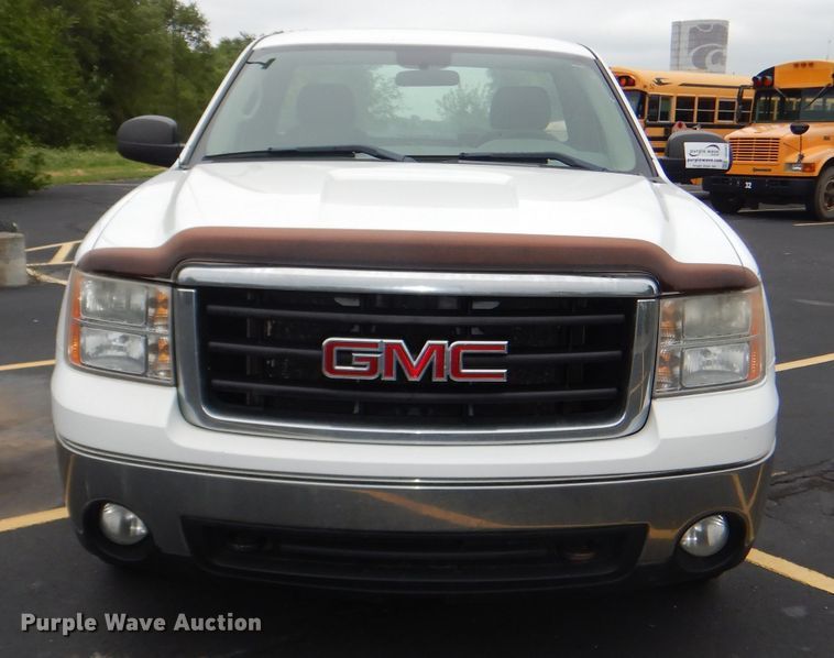 image for item DG4903 2008 GMC Sierra 1500 pickup truck