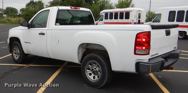 image for item DG4903 2008 GMC Sierra 1500 pickup truck