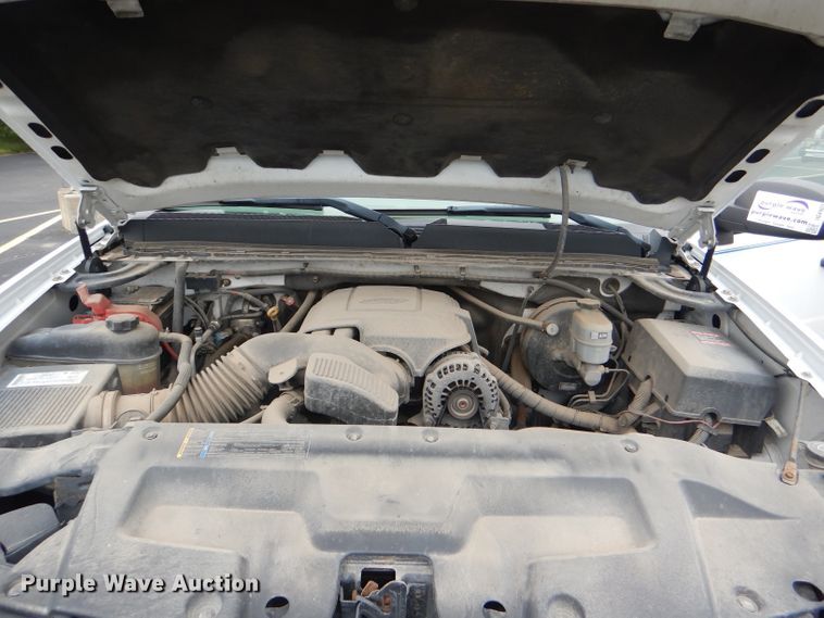 image for item DG4903 2008 GMC Sierra 1500 pickup truck