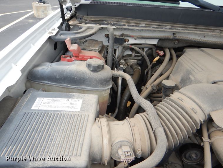 image for item DG4903 2008 GMC Sierra 1500 pickup truck