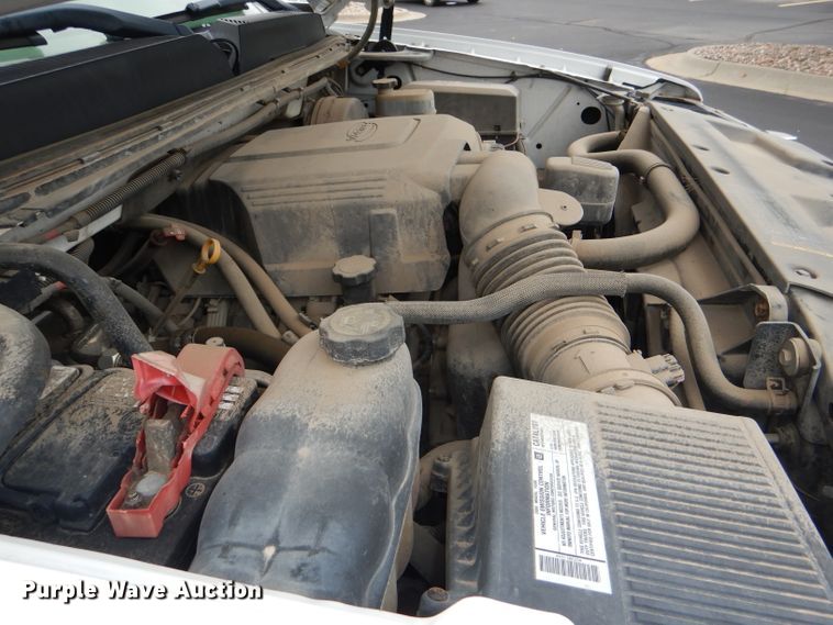 image for item DG4903 2008 GMC Sierra 1500 pickup truck