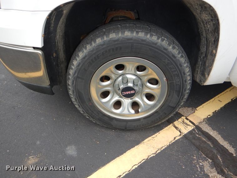 image for item DG4903 2008 GMC Sierra 1500 pickup truck