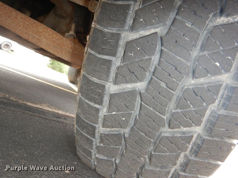 image for item DG4903 2008 GMC Sierra 1500 pickup truck