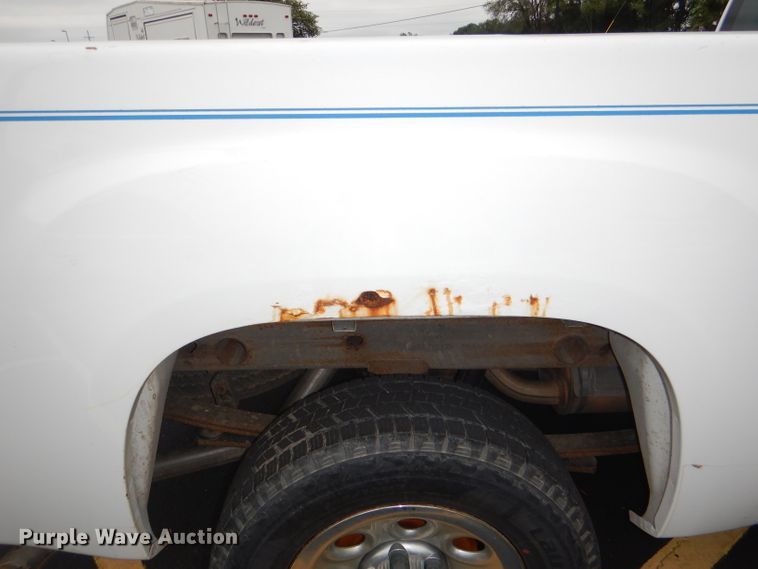 image for item DG4903 2008 GMC Sierra 1500 pickup truck