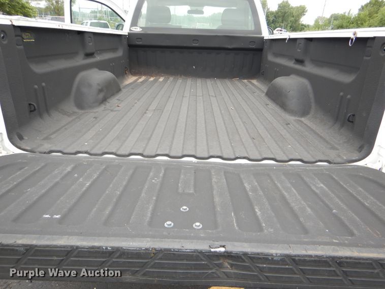 image for item DG4903 2008 GMC Sierra 1500 pickup truck