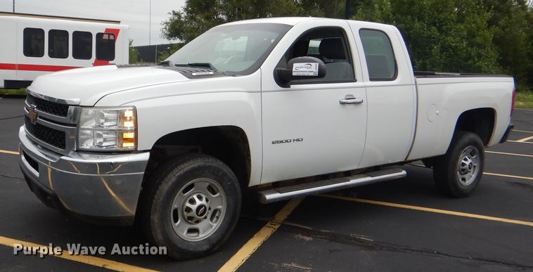 image for item DG4904 2012 Chevrolet Silverado 2500HD Ext. Cab pickup truck