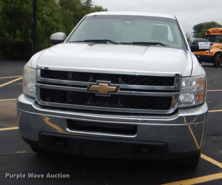 image for item DG4904 2012 Chevrolet Silverado 2500HD Ext. Cab pickup truck