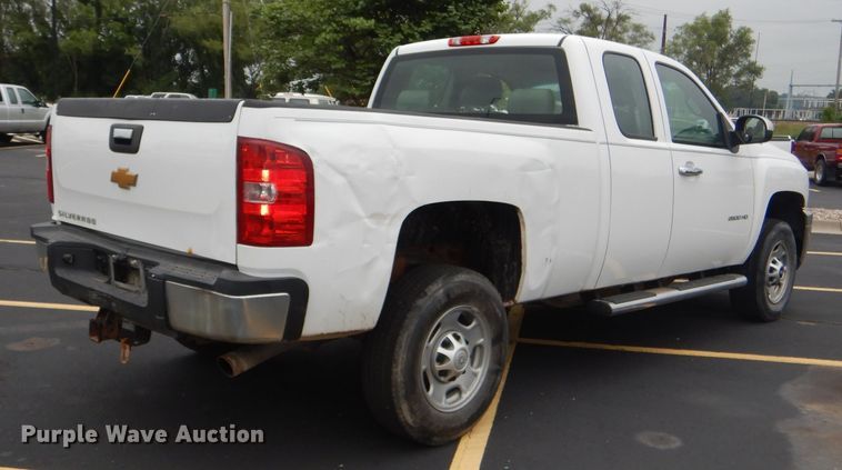 image for item DG4904 2012 Chevrolet Silverado 2500HD Ext. Cab pickup truck
