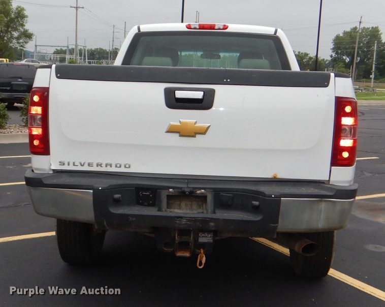 image for item DG4904 2012 Chevrolet Silverado 2500HD Ext. Cab pickup truck