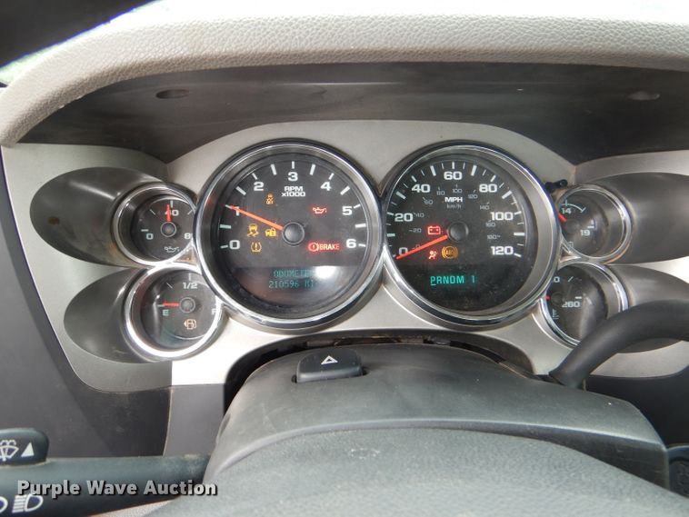 image for item DG4904 2012 Chevrolet Silverado 2500HD Ext. Cab pickup truck