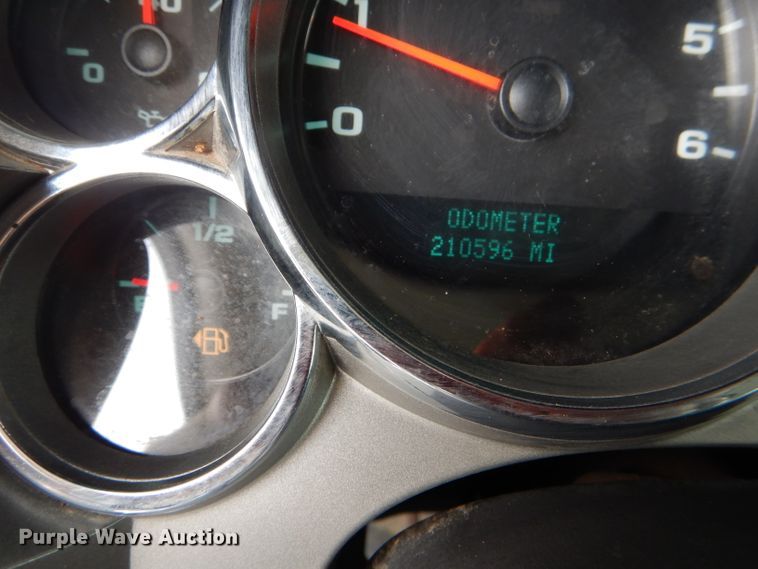 image for item DG4904 2012 Chevrolet Silverado 2500HD Ext. Cab pickup truck