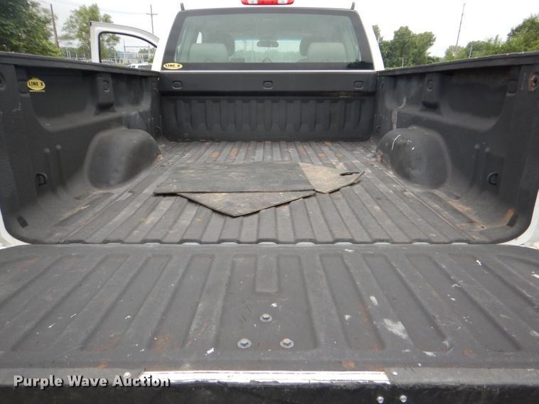 image for item DG4904 2012 Chevrolet Silverado 2500HD Ext. Cab pickup truck