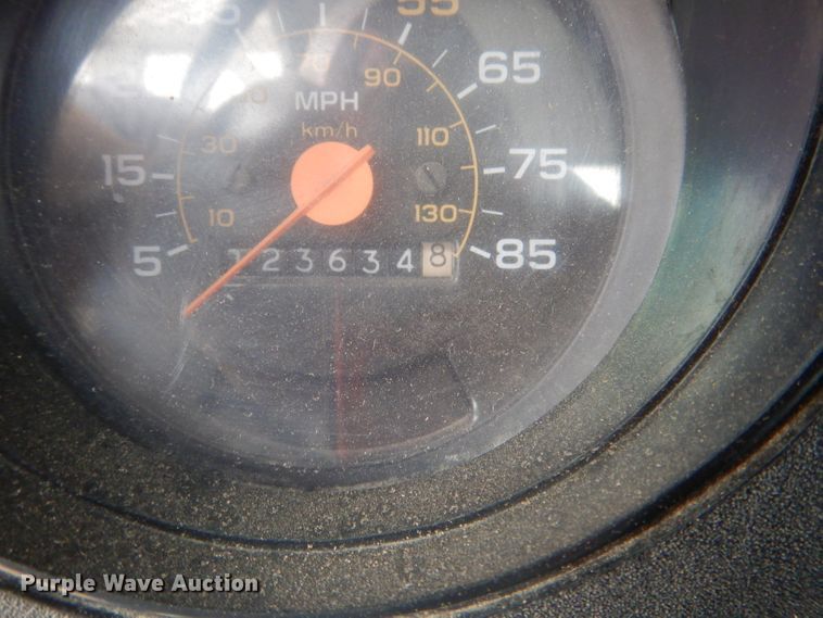 image for item DG5816 1990 GMC C6500 bucket truck